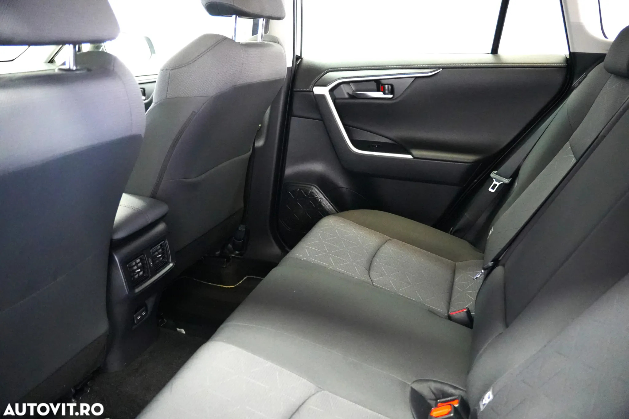 Toyota RAV4 2.5 Hybrid VVT-iE 4x4 Dynamic - 9