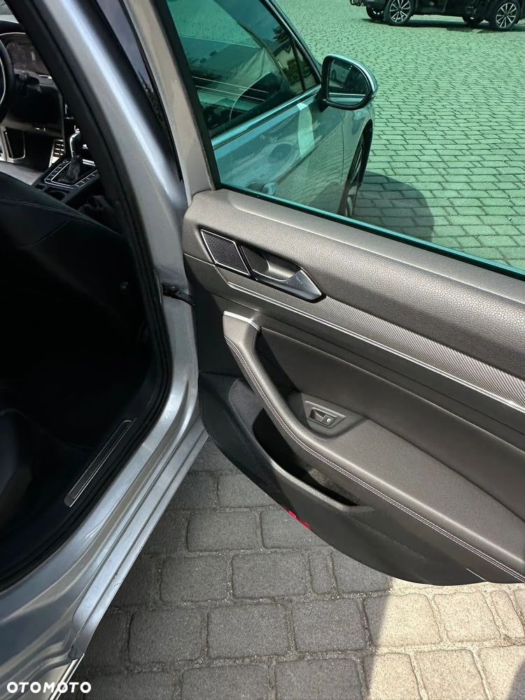 Volkswagen Passat 2.0 TDI Bi-Turbo BMT 4Mot Highline DSG - 16