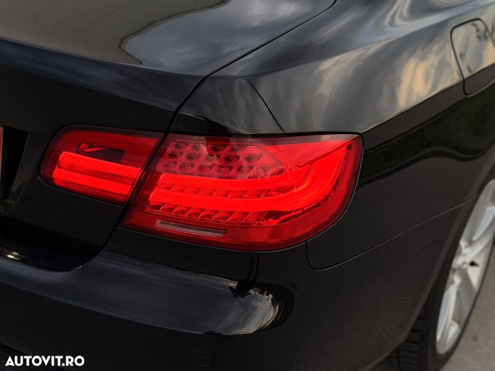 BMW Seria 3 320d M Sport Edition - 37