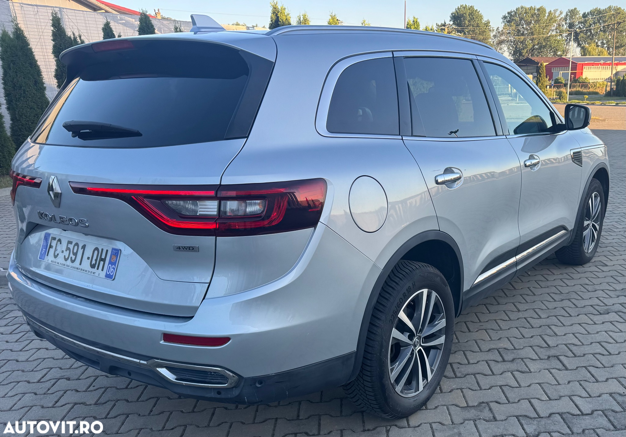 Renault Koleos ENERGY dCi 175 X-tronic 4WD INITIALE PARIS - 4