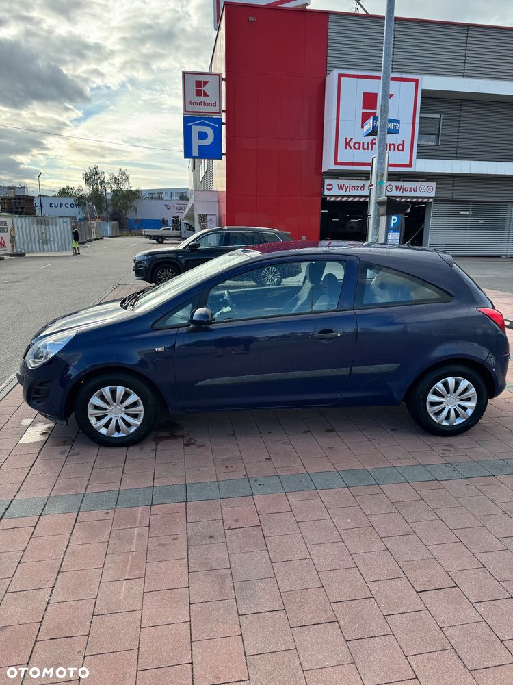 Opel Corsa 1.2 16V Essentia - 5