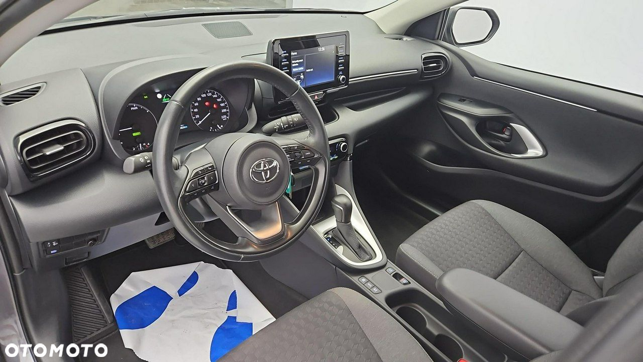 Toyota Yaris - 9