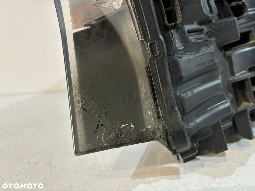 BMW 7 G11 / G12 Lampa przednia Laser Prawa - 15248 - 10