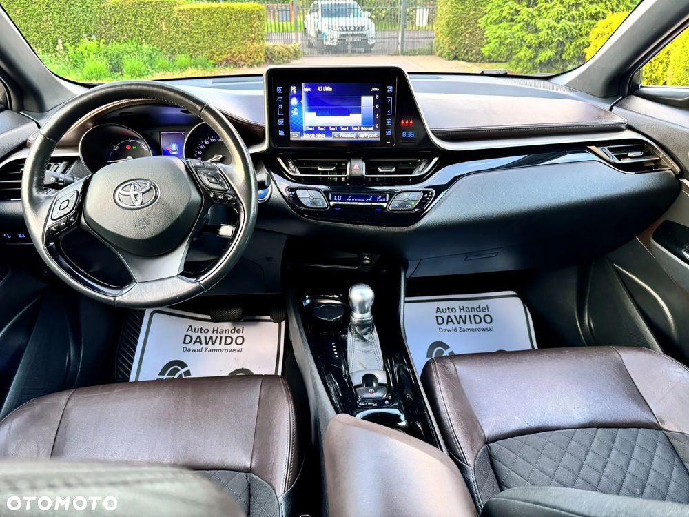 Toyota C-HR Lounge - 21