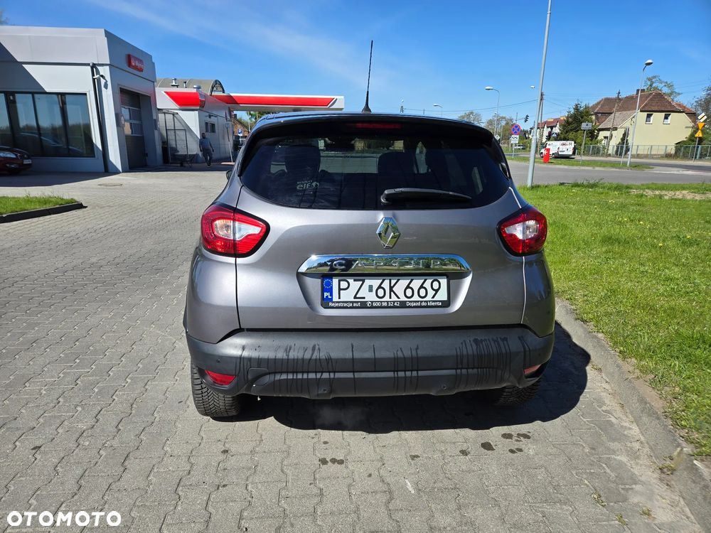 Renault Captur ENERGY TCe 120 EDC Luxe - 4