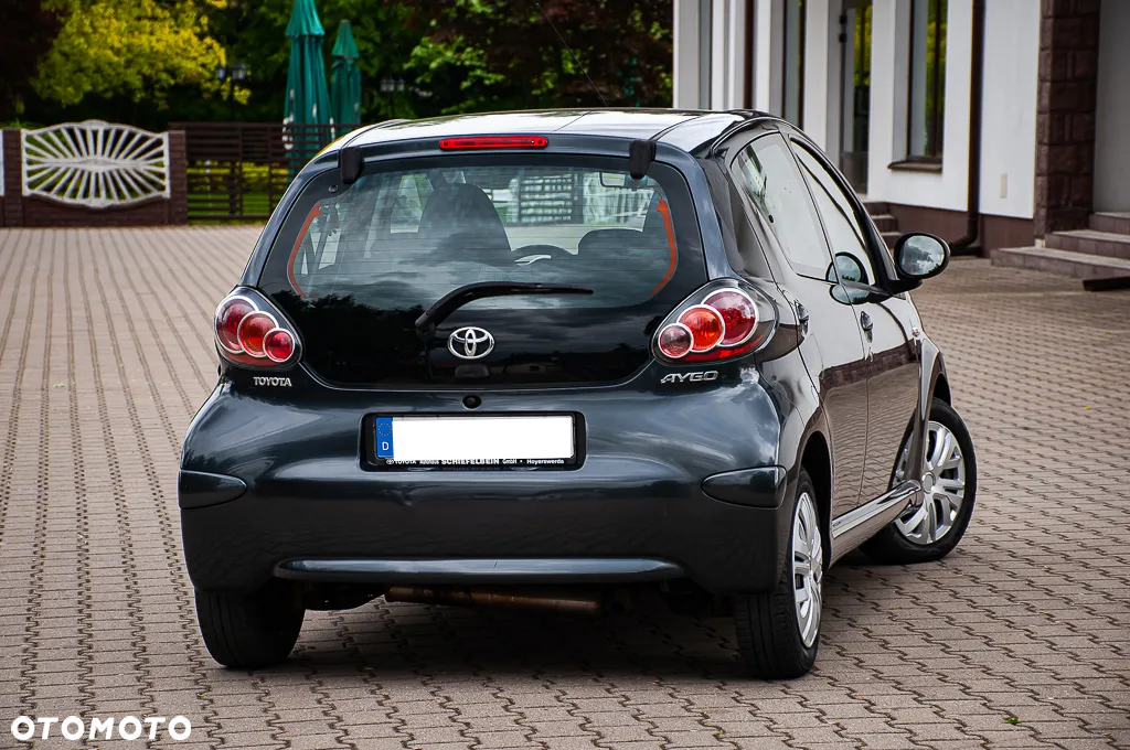 Toyota Aygo 1.0 VVT-i - 12