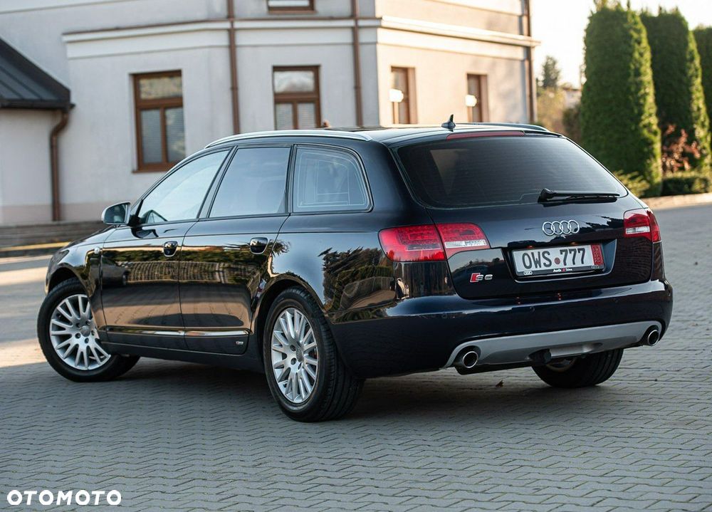 Audi A6 Avant - 14