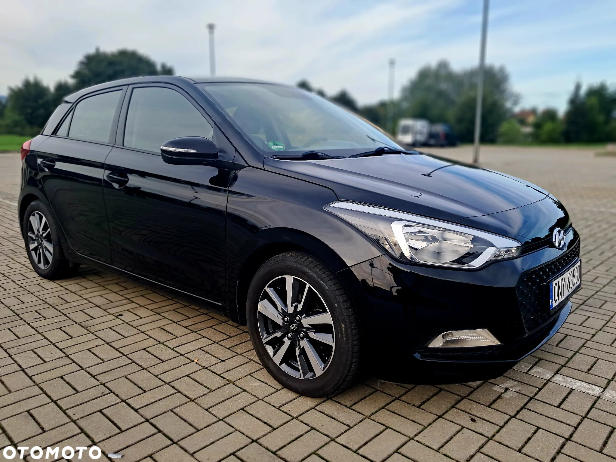 Hyundai i20 blue 1.2 Classic - 15