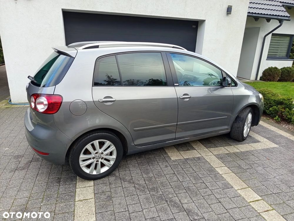 Volkswagen Golf Plus 1.6 TDI DPF Style - 29