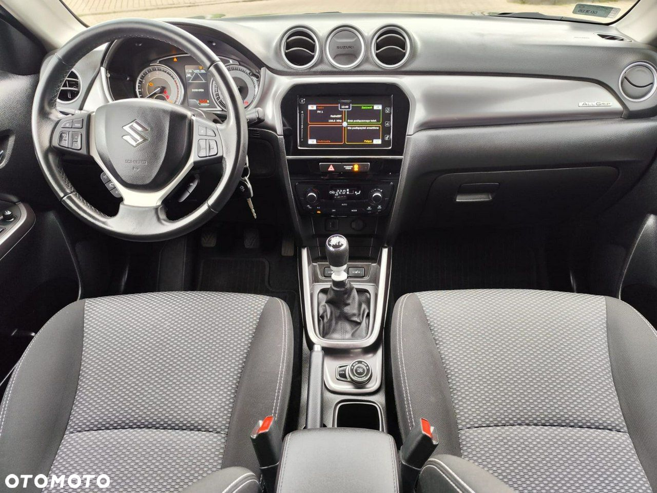Suzuki Vitara - 12