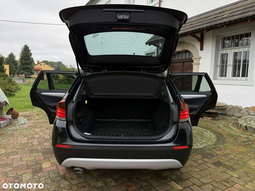 BMW X1 xDrive20d - 8