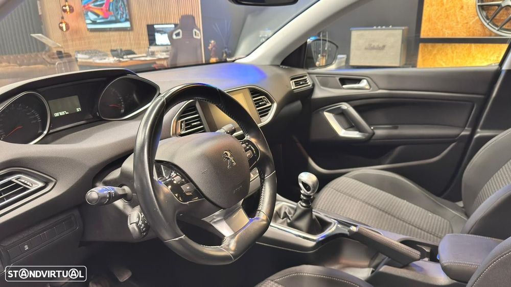 Peugeot 308 1.5 BlueHDi Active - 4