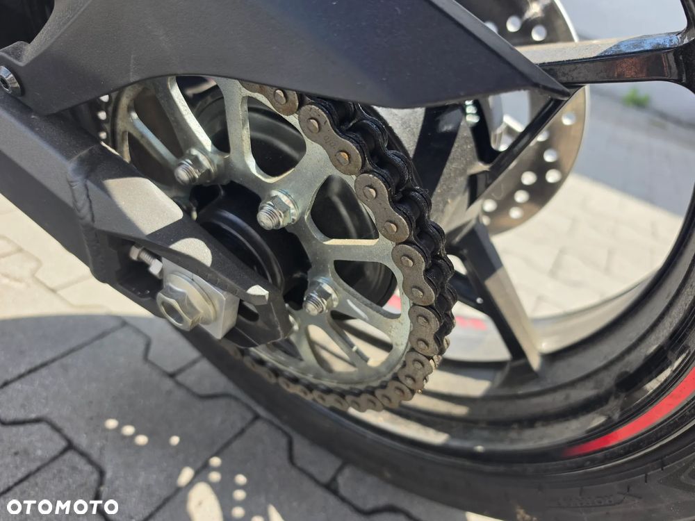 Kawasaki Z 900 - 29