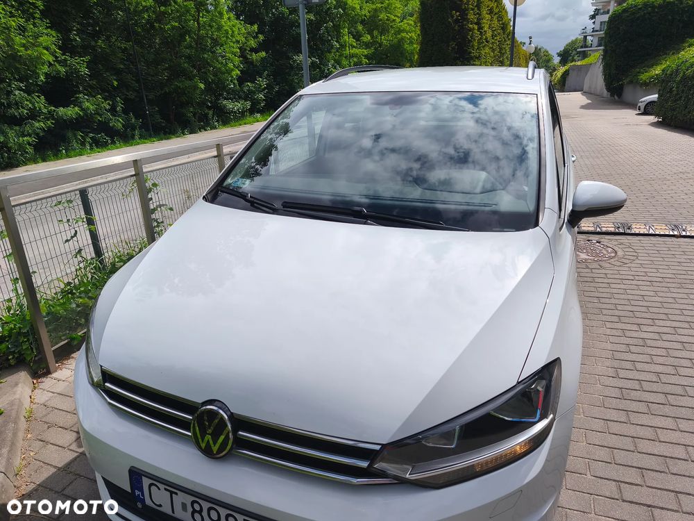 Volkswagen Touran - 9