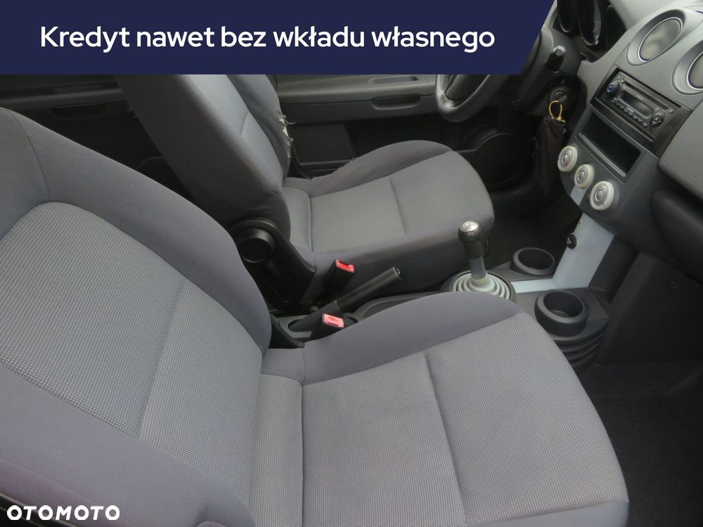 Mitsubishi Colt - 11