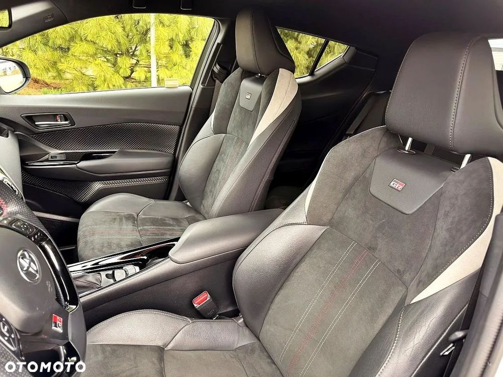 Toyota C-HR 2.0 Hybrid Dynamic Force GR Sport - 24