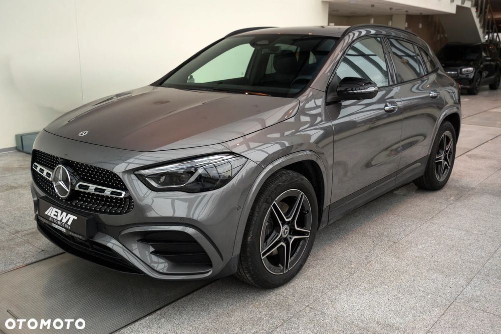 Mercedes-Benz GLA 200 d 4-Matic AMG Line - 3