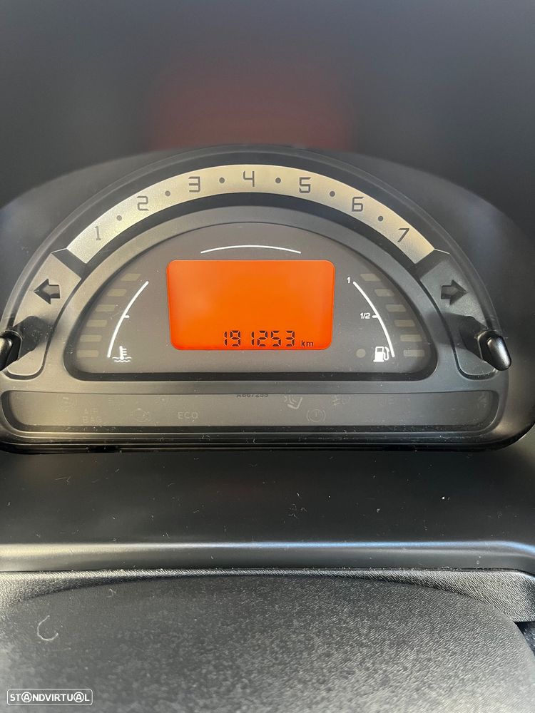 Citroën C3 Pluriel 1.4 - 10