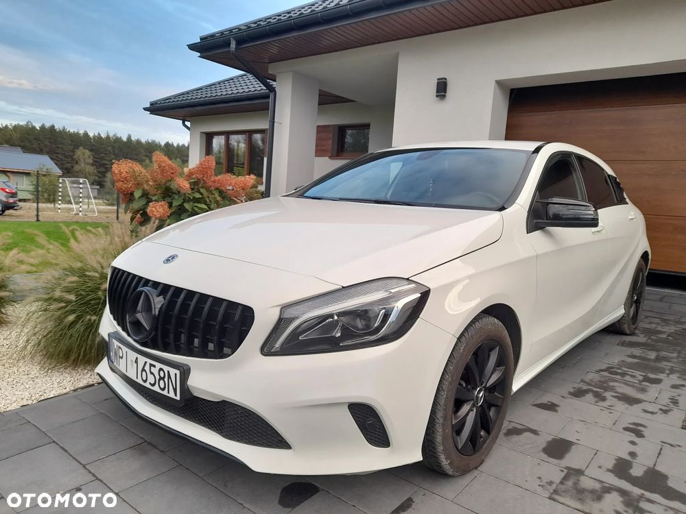 Mercedes-Benz Klasa A 180 7G-DCT AMG Line - 36