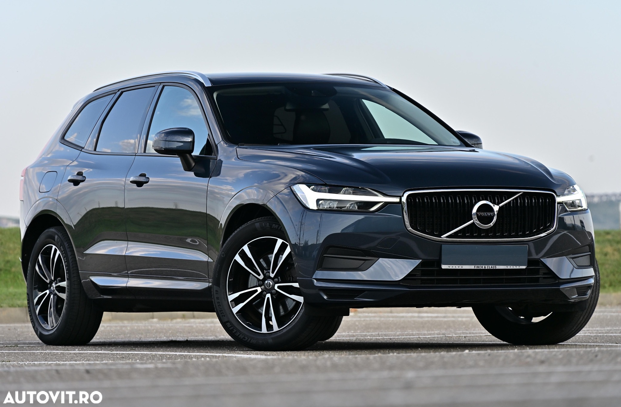 Volvo XC 60 D4 AWD Geartronic Momentum - 8