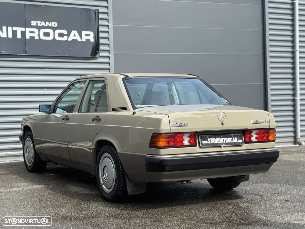 Mercedes-Benz 190 - 4