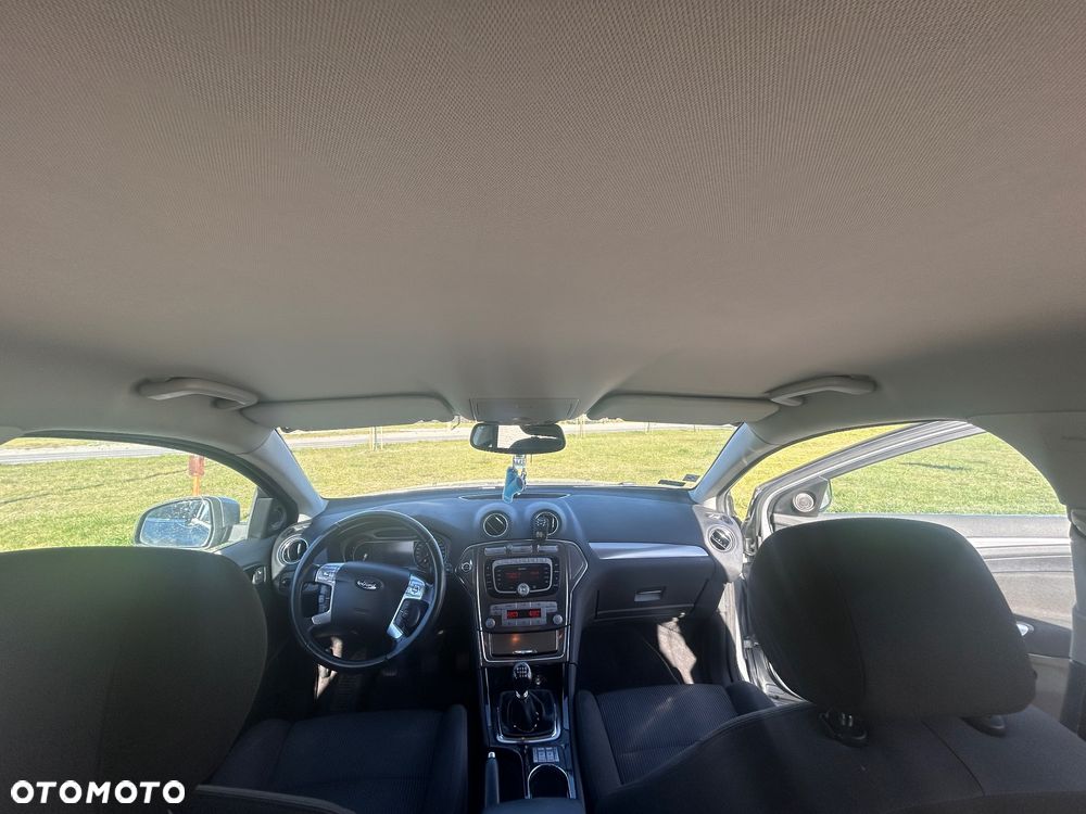 Ford Mondeo 2.0 TDCi Trend - 17