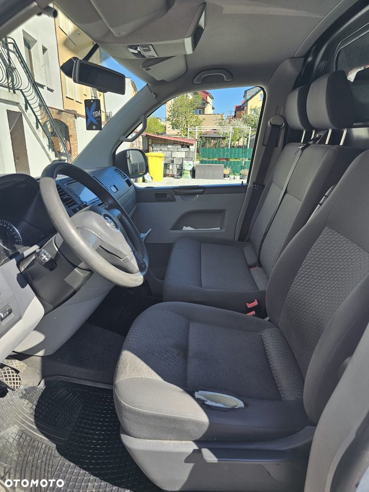 Volkswagen Transporter - 4
