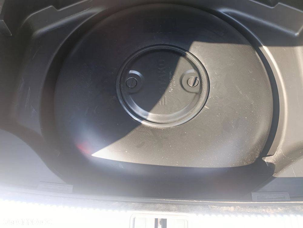 Audi A4 Avant 2.4 - 8