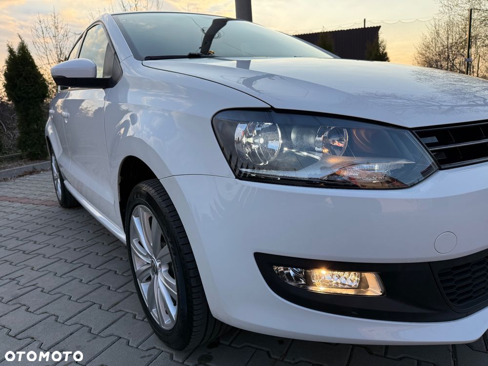 Volkswagen Polo 1.4 16V Trendline - 17