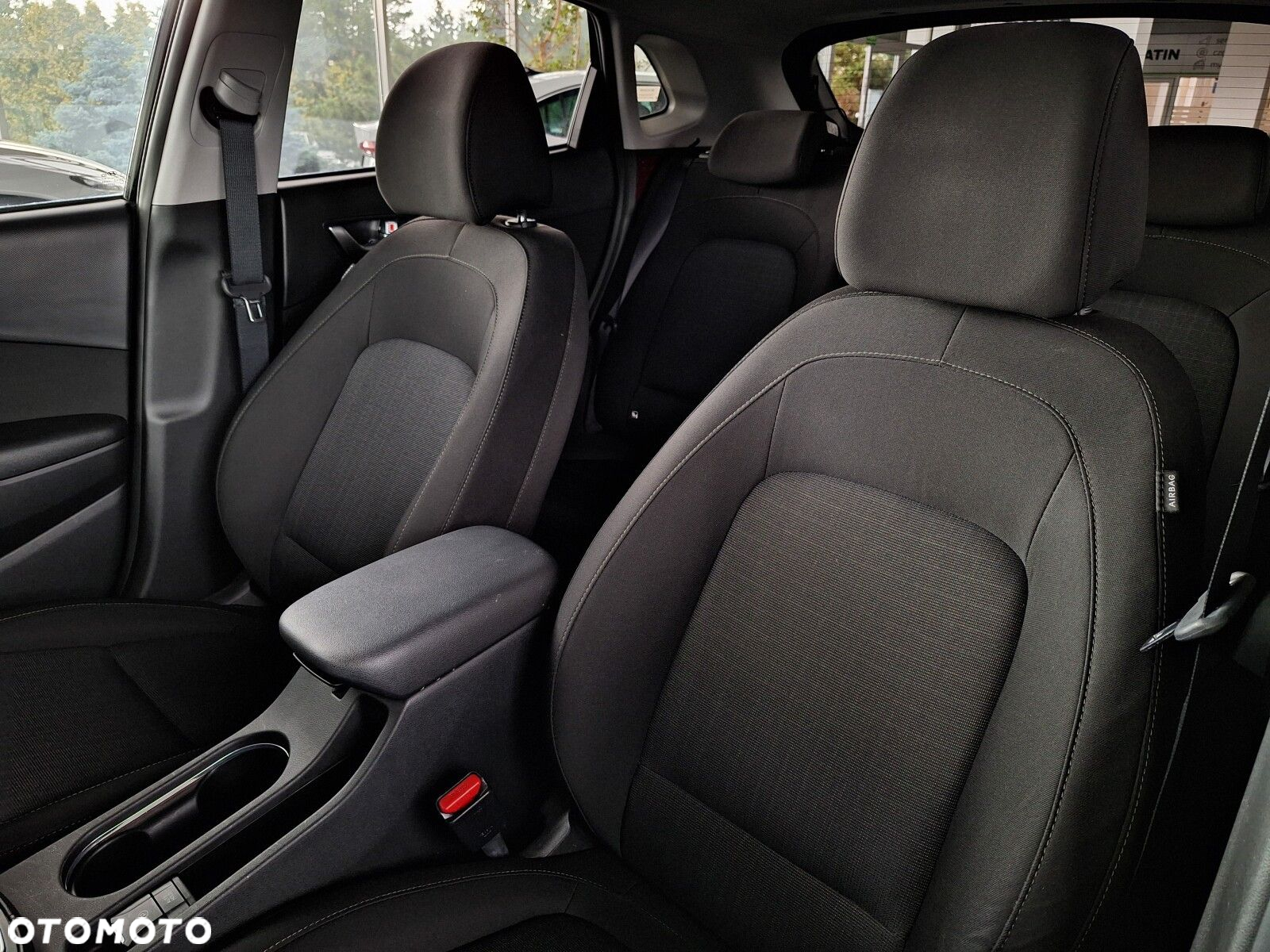 Hyundai Kona 1.6 GDI Hybrid Style DCT - 13