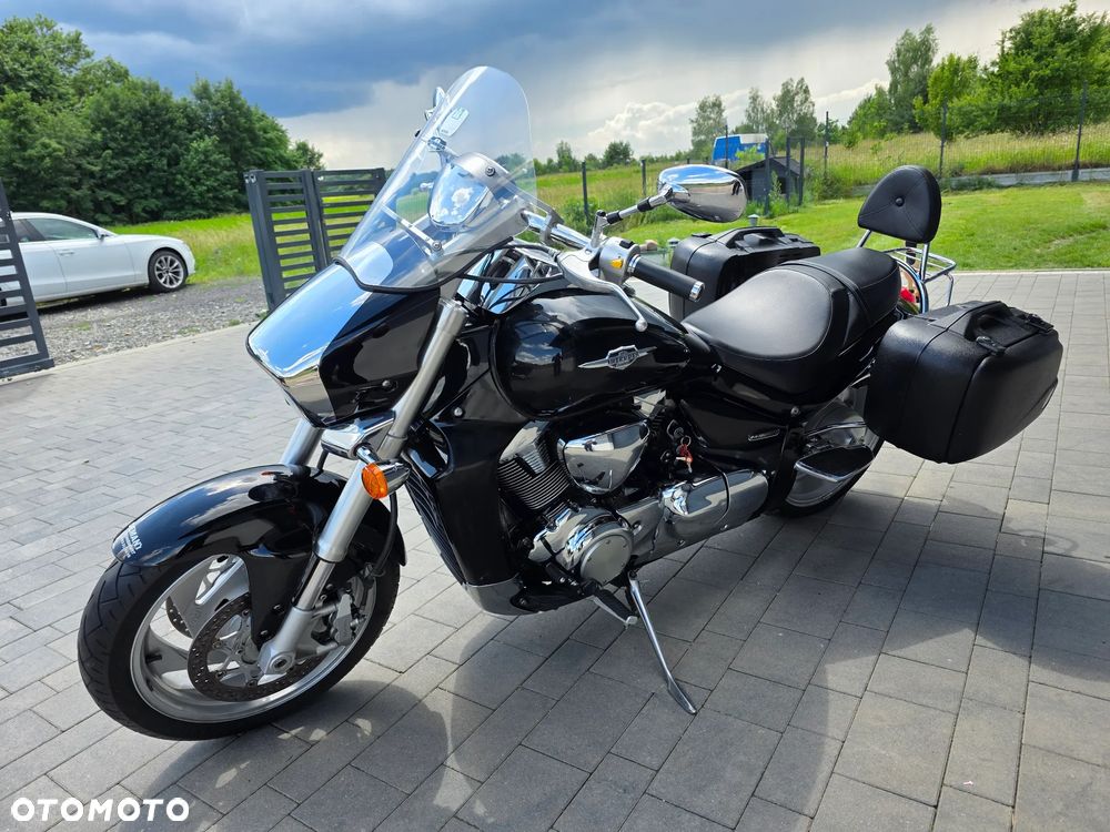 Suzuki Intruder - 4