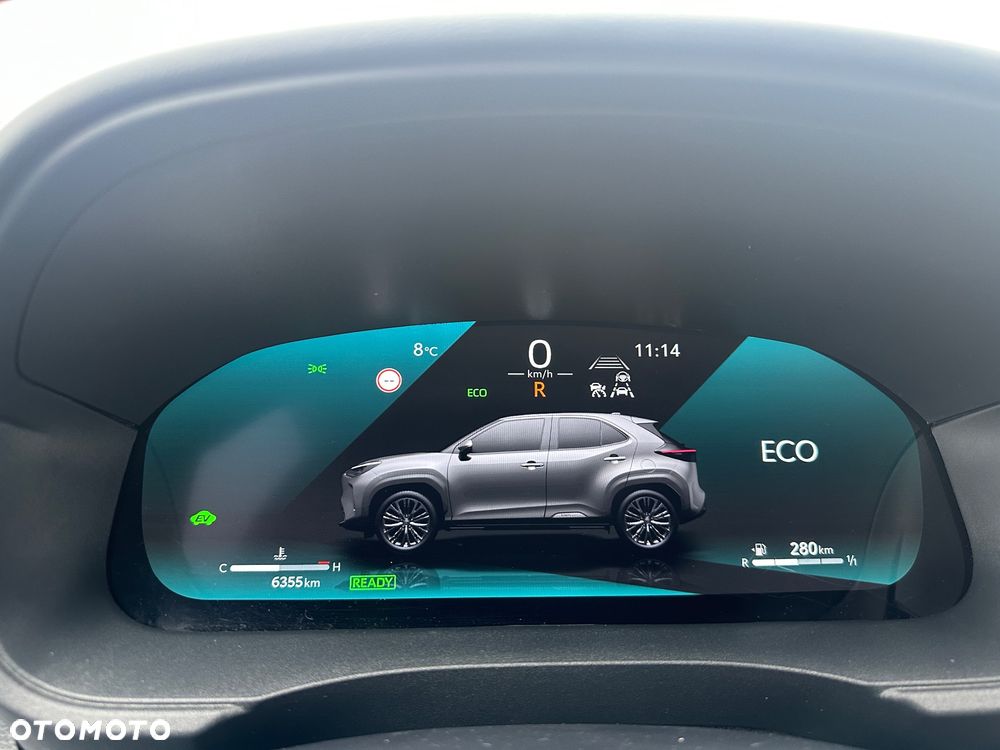 Toyota Yaris Cross Hybrid 130 1.5 VVT-i Style Plus - 22
