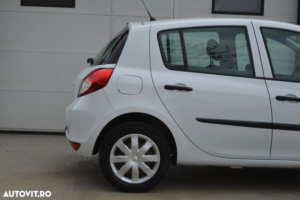 Renault Clio III 1.5 dCi Yahoo - 6