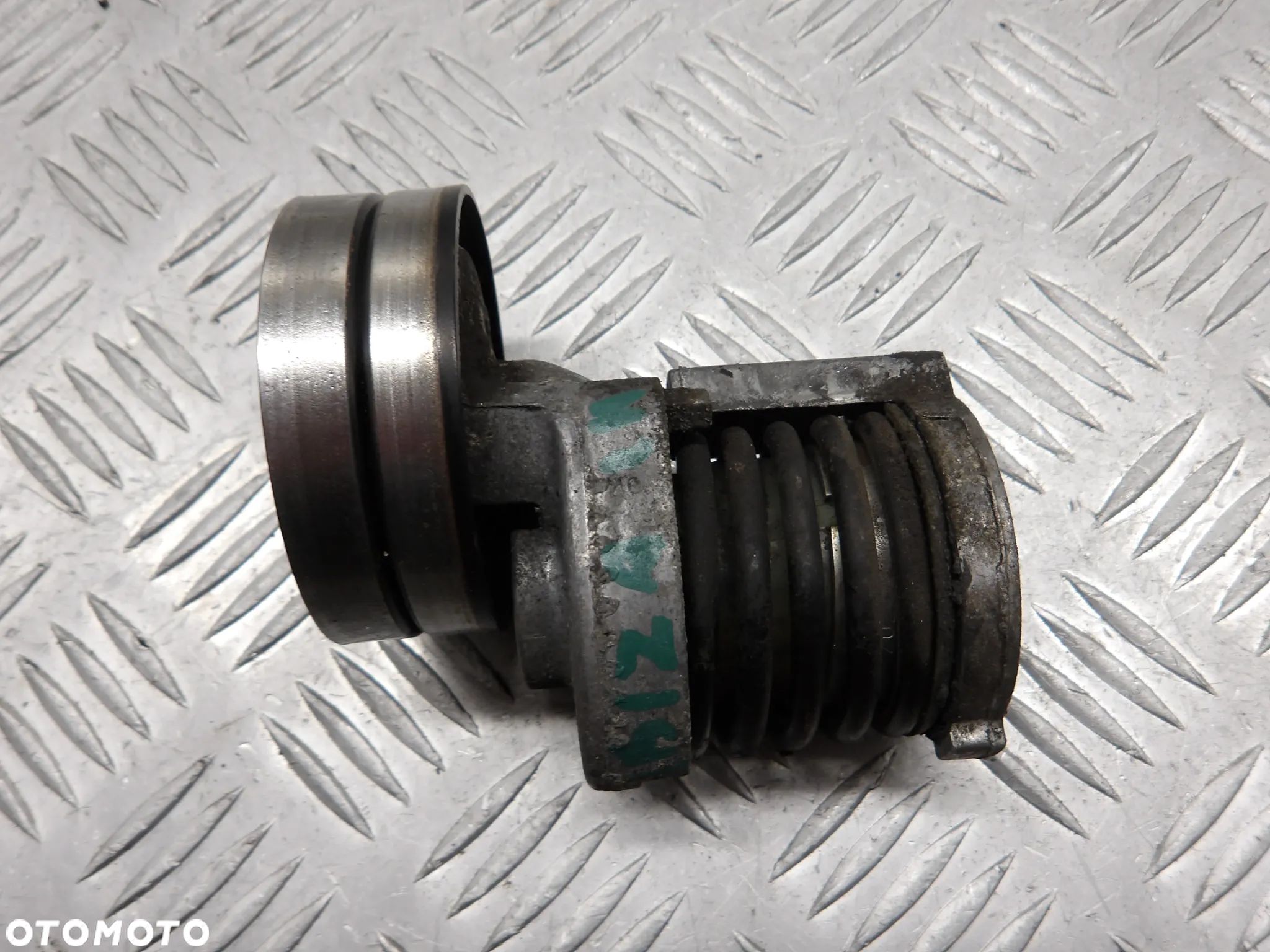SEAT IBIZA III 02-05 HB 3D 1.9TDI NAPINACZ PASKA KLINOWEGO 038903315 - 1