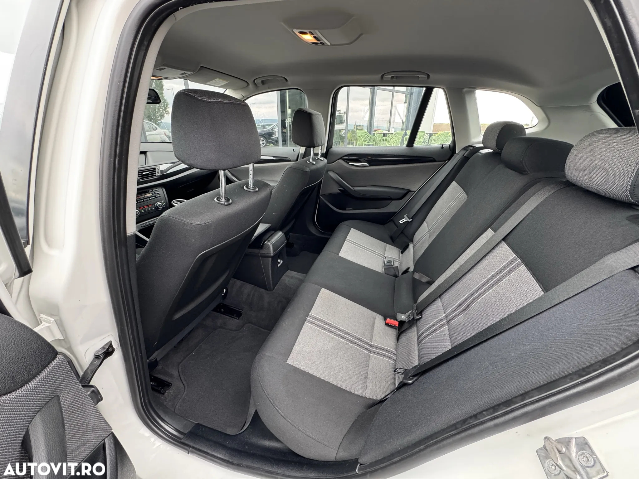BMW X1 sDrive18d - 17