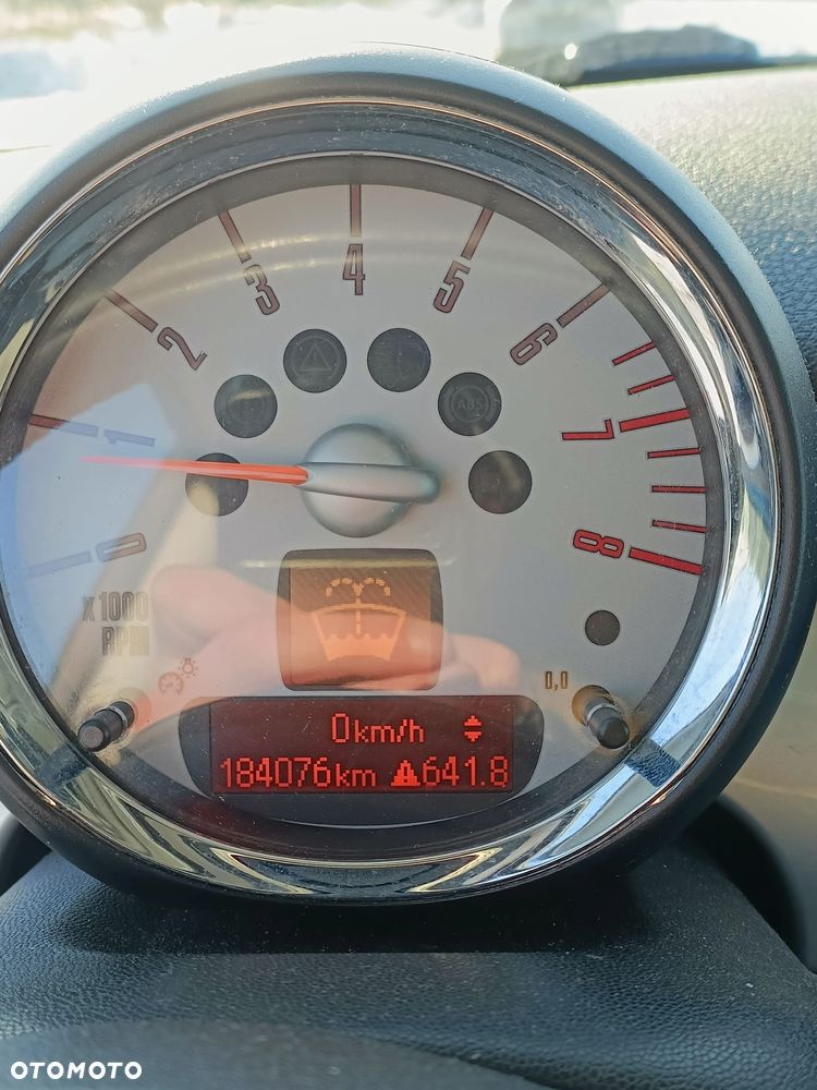 MINI Cooper Standard - 19