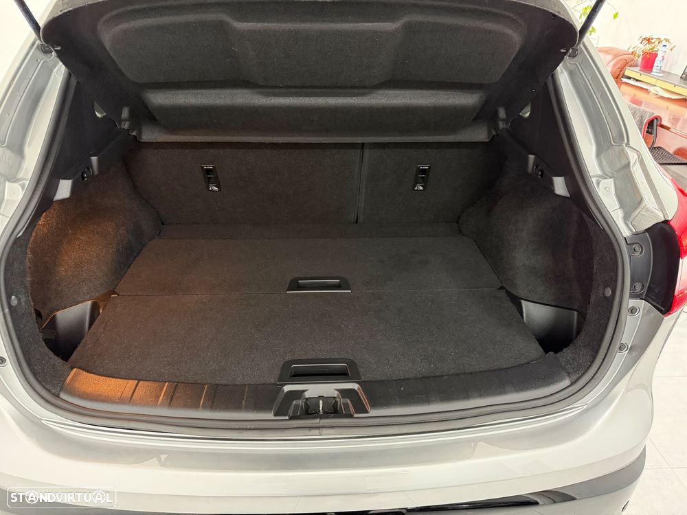 Nissan Qashqai 1.5 dCi DPF 360 - 28