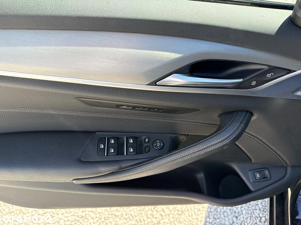 BMW Seria 5 530d - 22