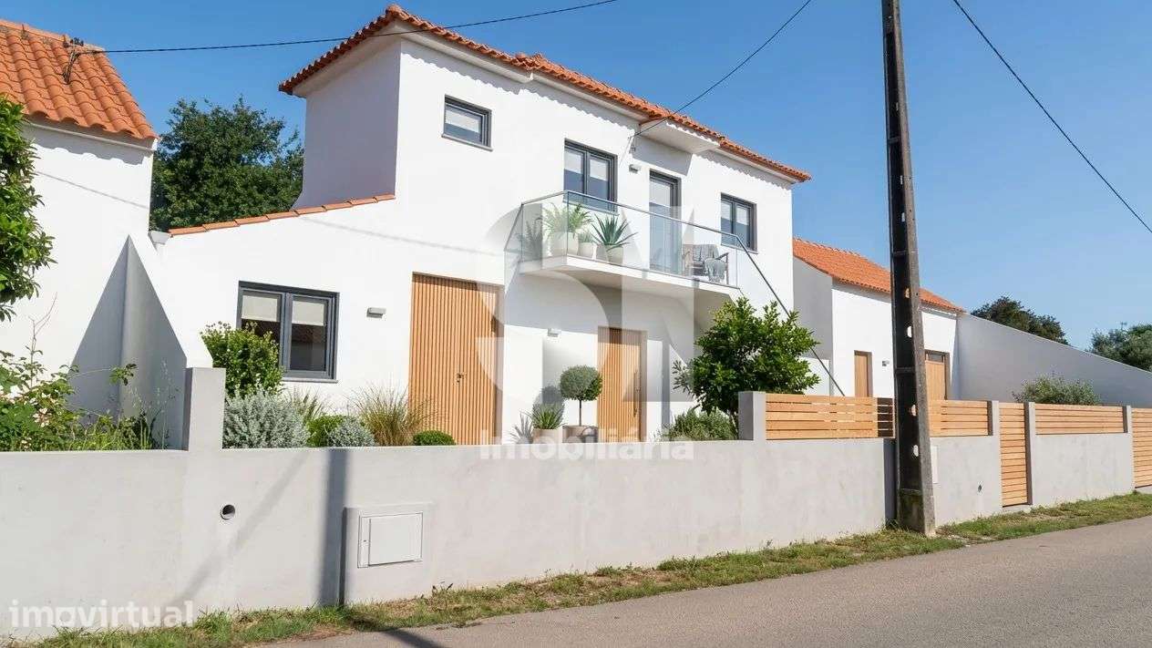 Propriedade com 1,500m2 - Grande imagem: 3/10