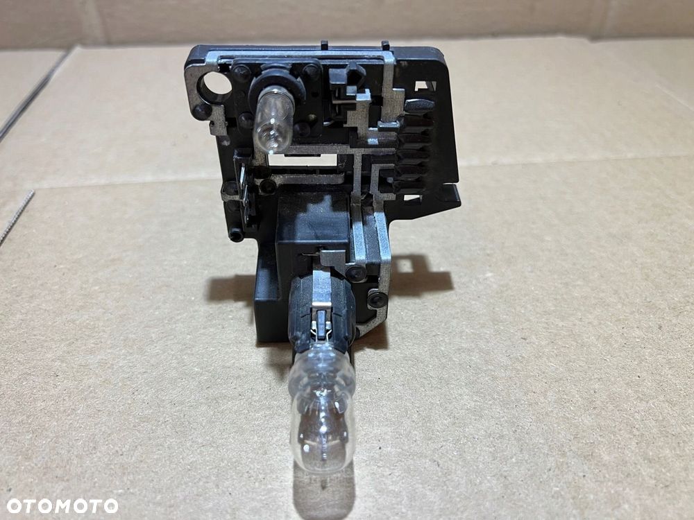 AUDI A6 C6 LIFT WKŁAD LAMPY LEWY TYŁ LEWA TYLNA W KLAPE 89037090 - 7