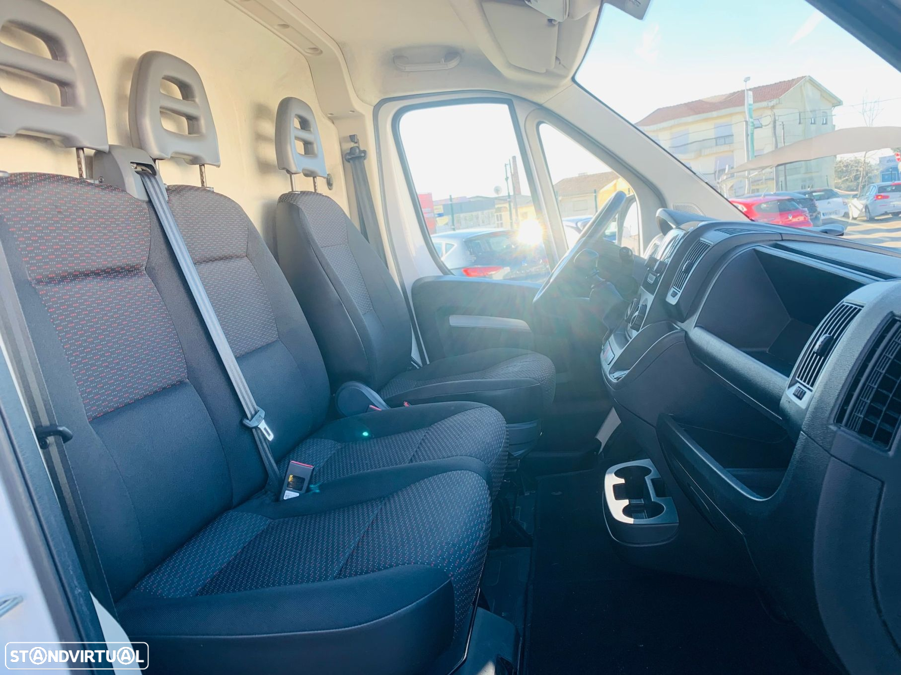 Peugeot Boxer 2.2 BlueHDi 335 L3 CD - 10