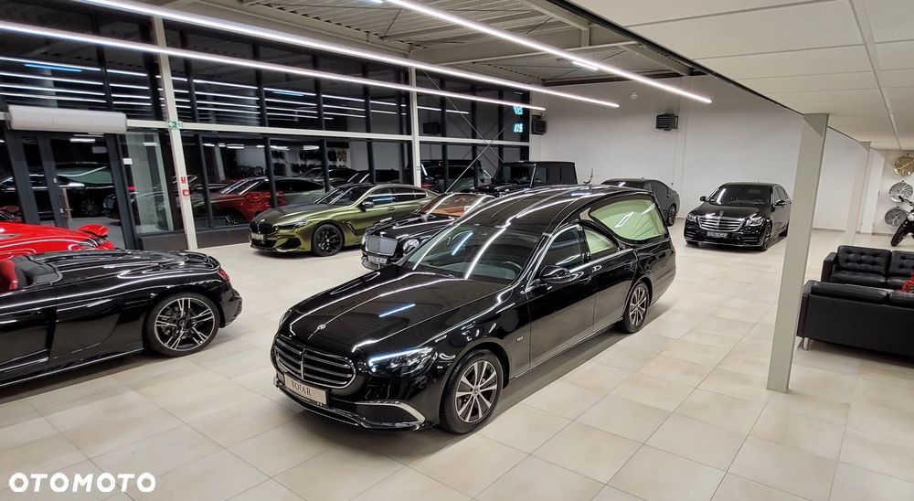 Mercedes-Benz Klasa E 200 d Exclusive - 1