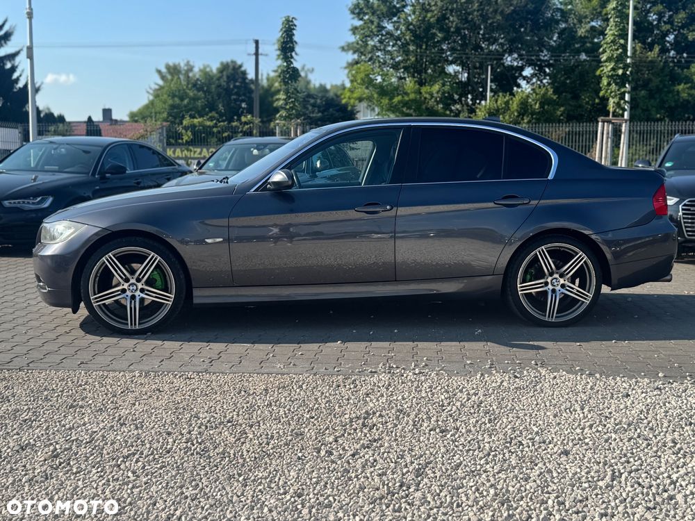 BMW Seria 3 325i - 7