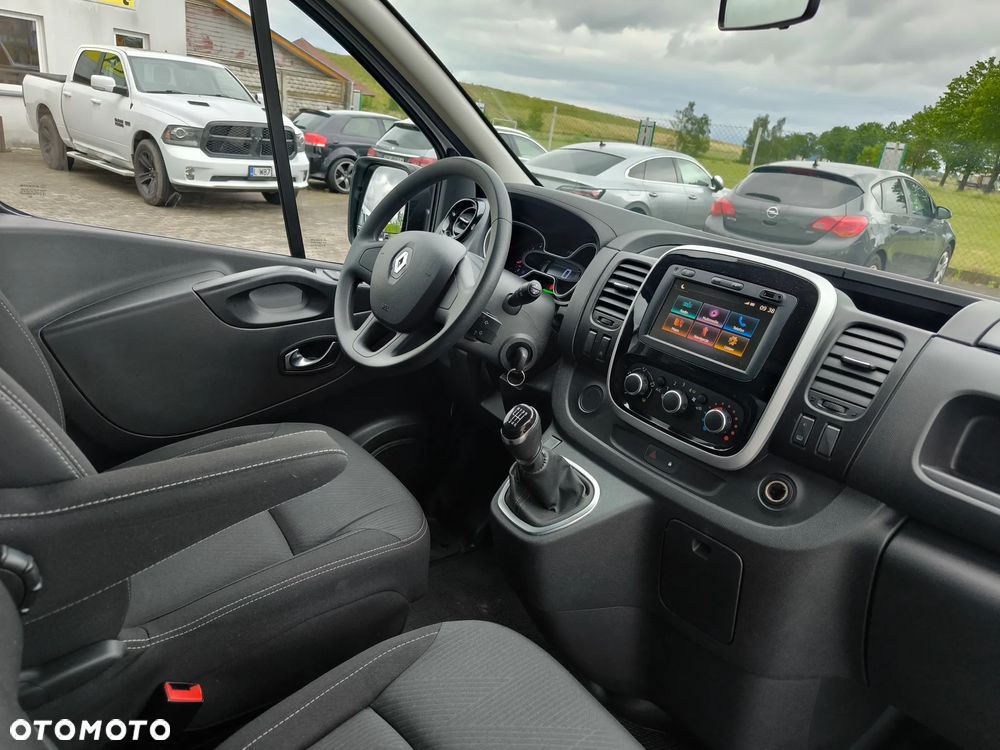 Renault Trafic - 11