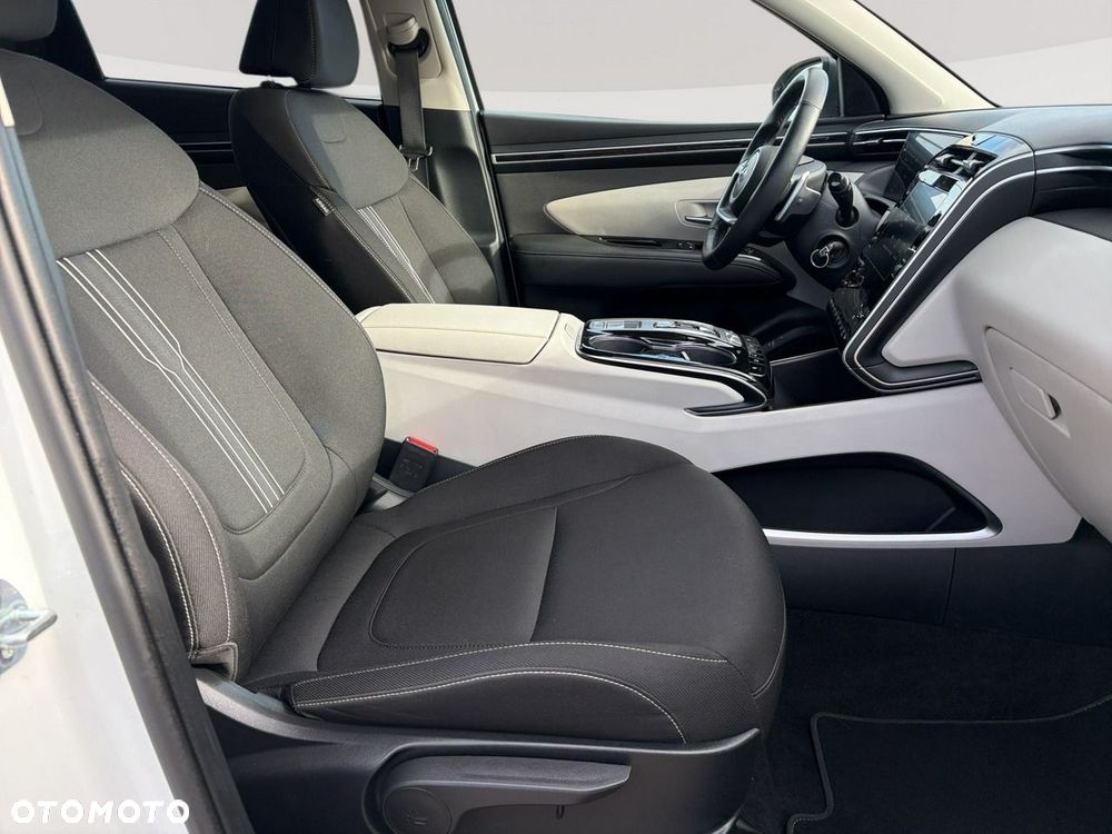 Hyundai Tucson - 24