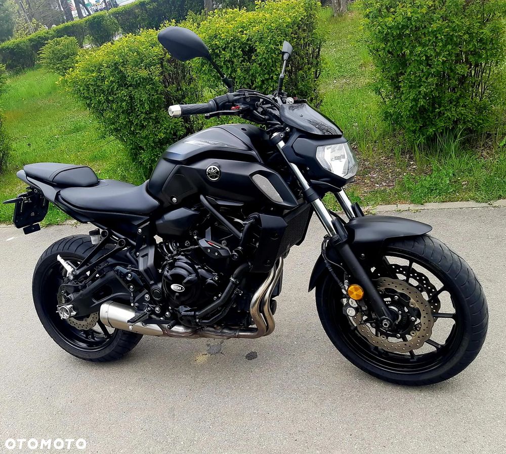Yamaha MT - 6