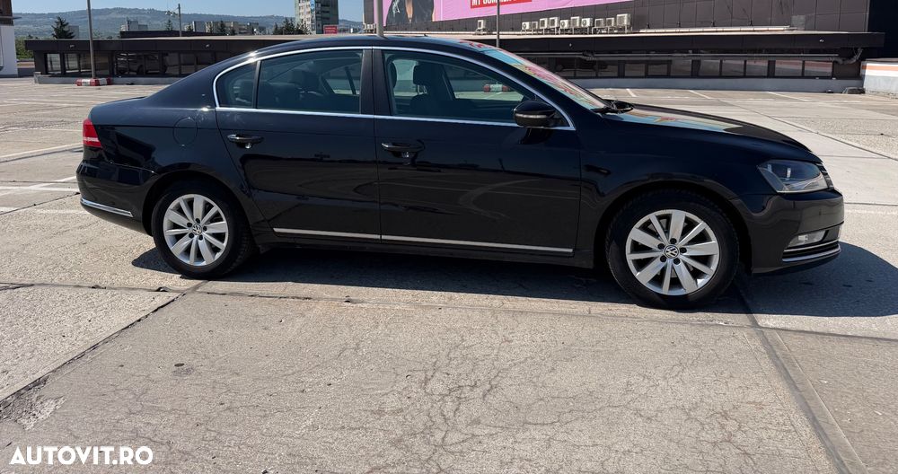 Volkswagen Passat 1.6TDI BlueMotion Tehnology DSG Comfortline - 2