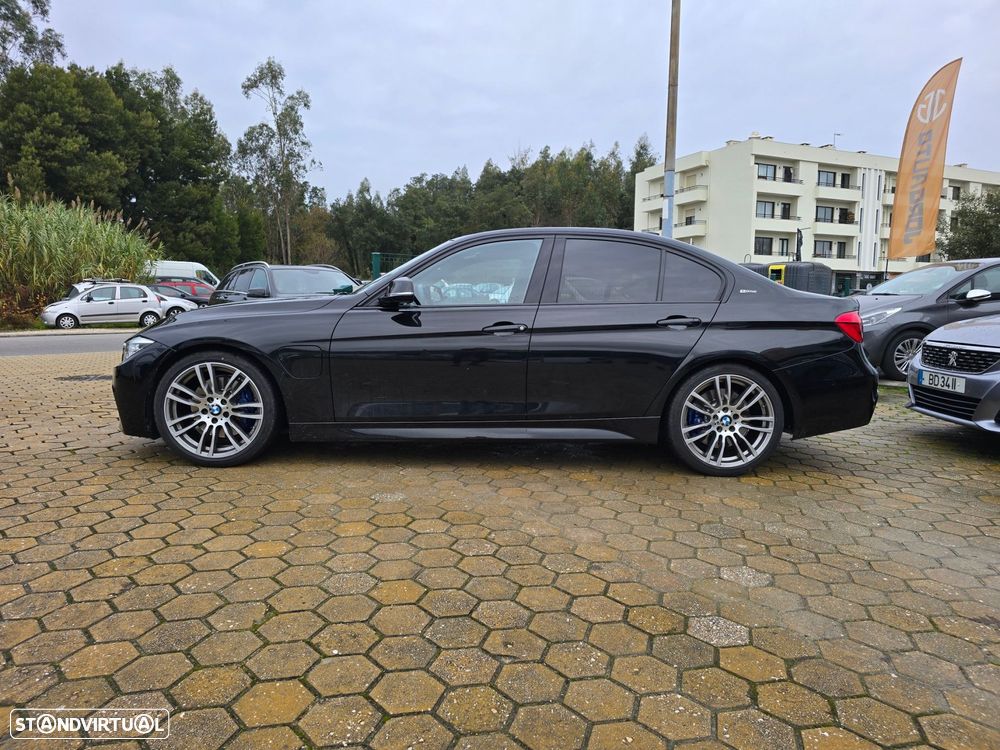 BMW 330 e iPerformance Pack M Shadow - 4