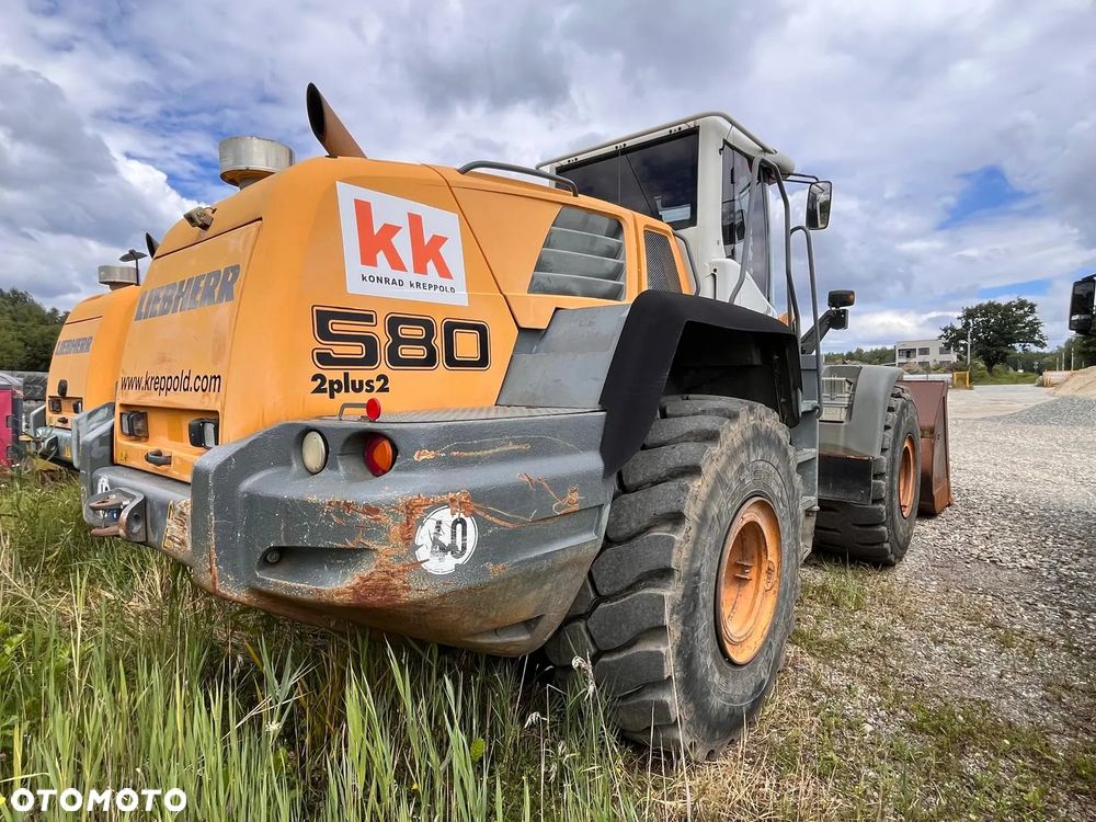Liebherr L580 - 2