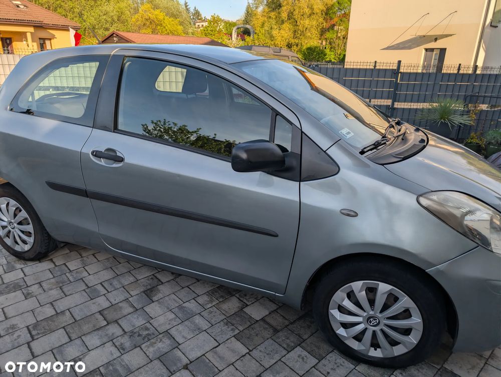 Toyota Yaris 1.4 D-4D Terra A/C - 6